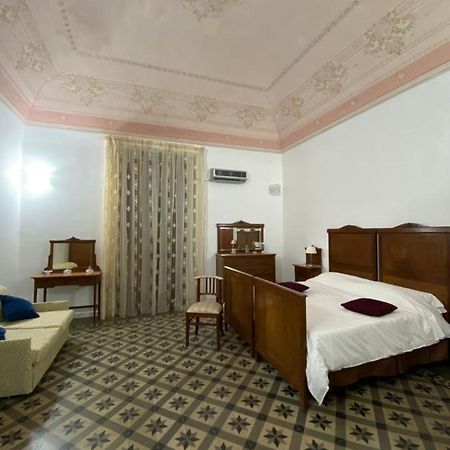 Crispi Accomodation B&B 카타니아 외부 사진