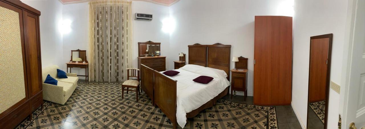 Crispi Accomodation B&B 카타니아 외부 사진