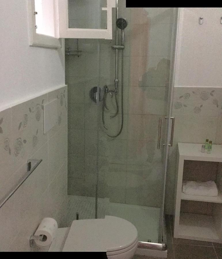 Crispi Accomodation B&B 카타니아 외부 사진
