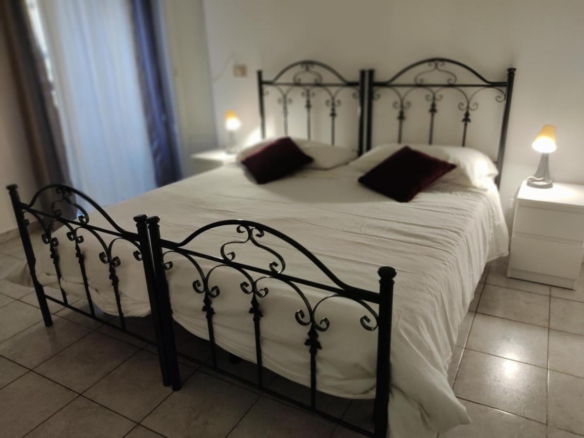 Crispi Accomodation B&B 카타니아 외부 사진